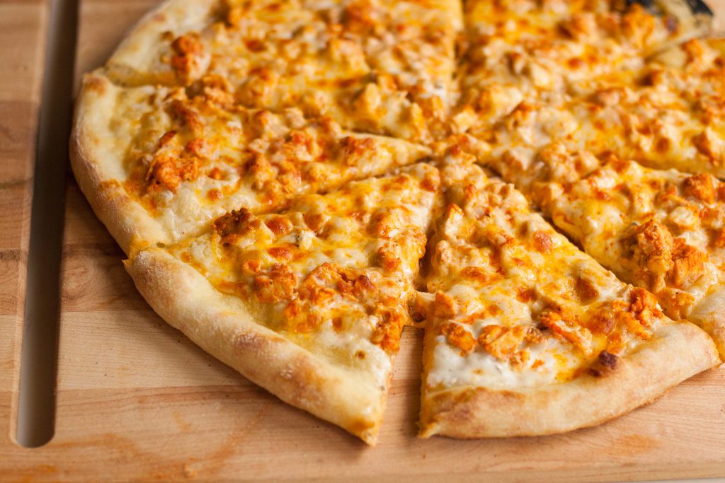 Buffalo Chicken Pizza 1024x683 